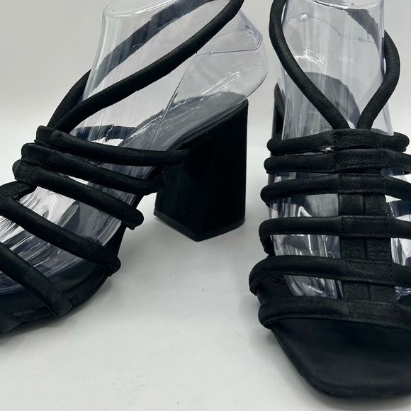 Free People Colette Cinched Strappy black leather Chunky BoHo Heel Sandals 38.5 - Picture 12 of 13